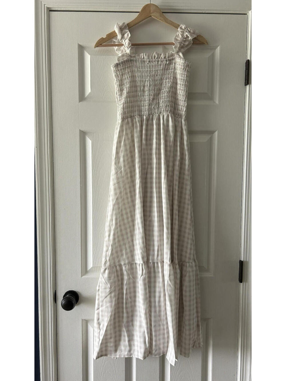 Gingham Smocked Maxi Dress Ruffle Strap Beige/White Square Neck Sleeveless M